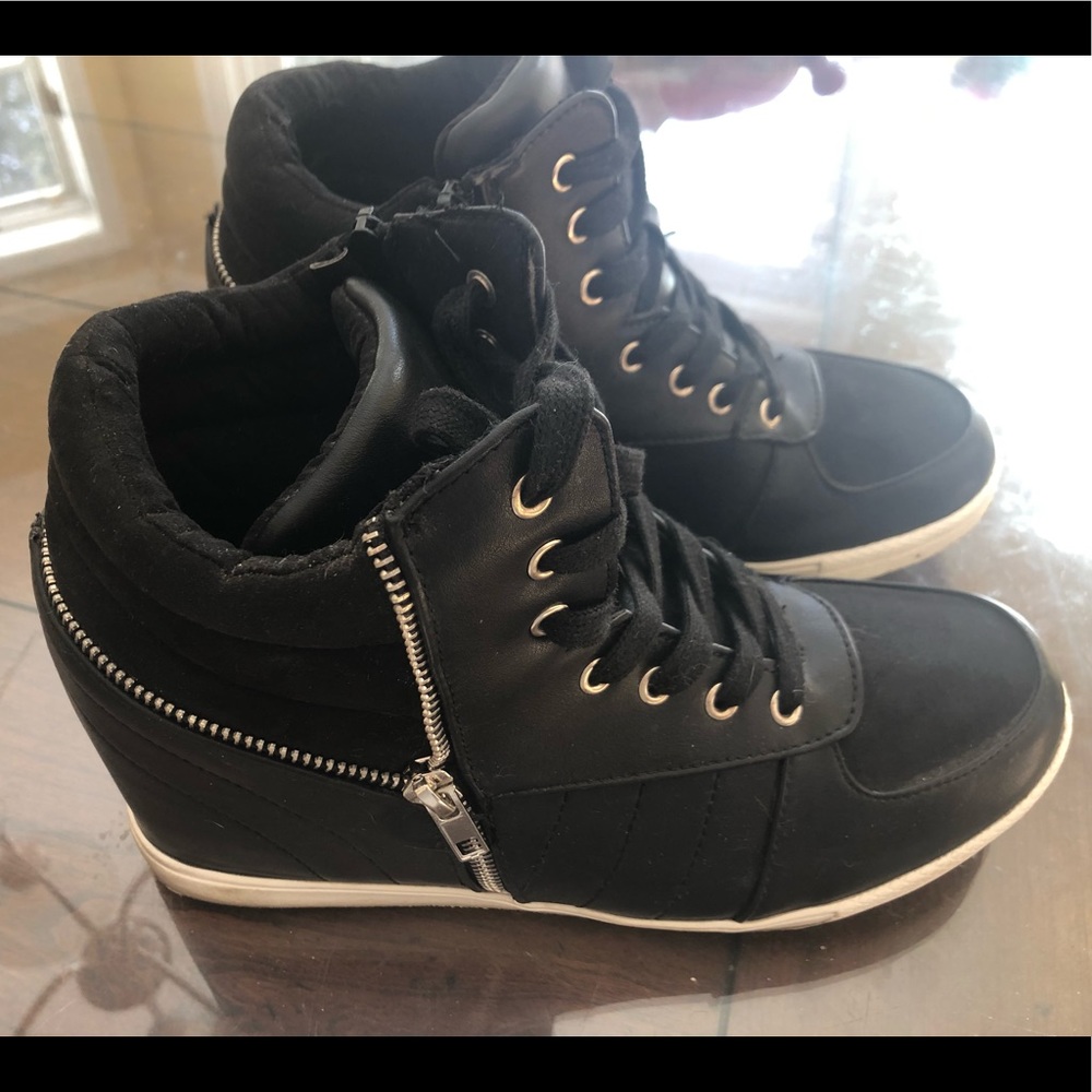 TORRID WEDGE SNEAKER